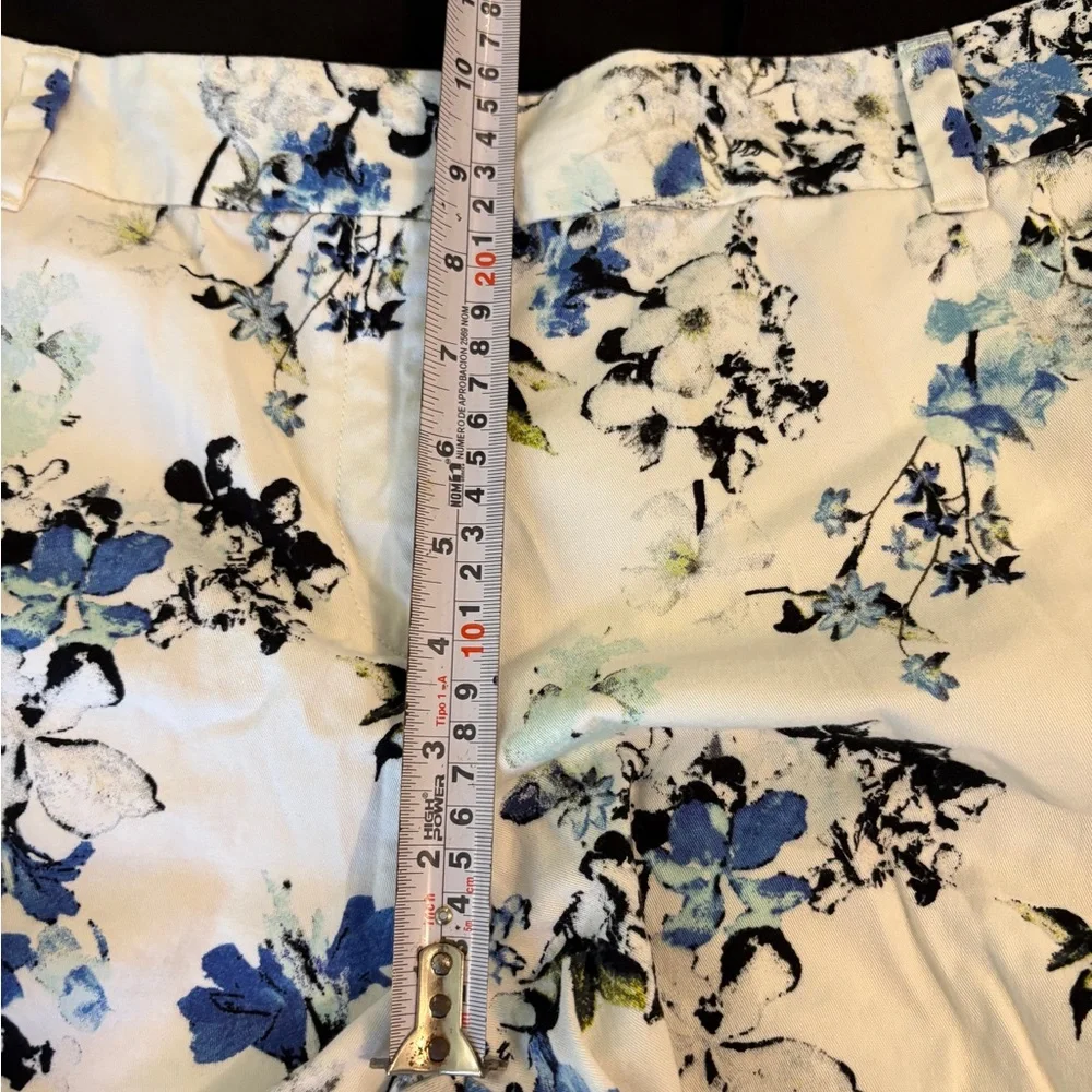 LOFT White Floral Print Shorts with Blue Accents - Picture 7 of 9